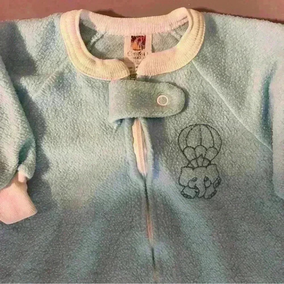 Vintage carters elephant embroidered zip footie sleeper. No flaws. - Picture 3 of 4